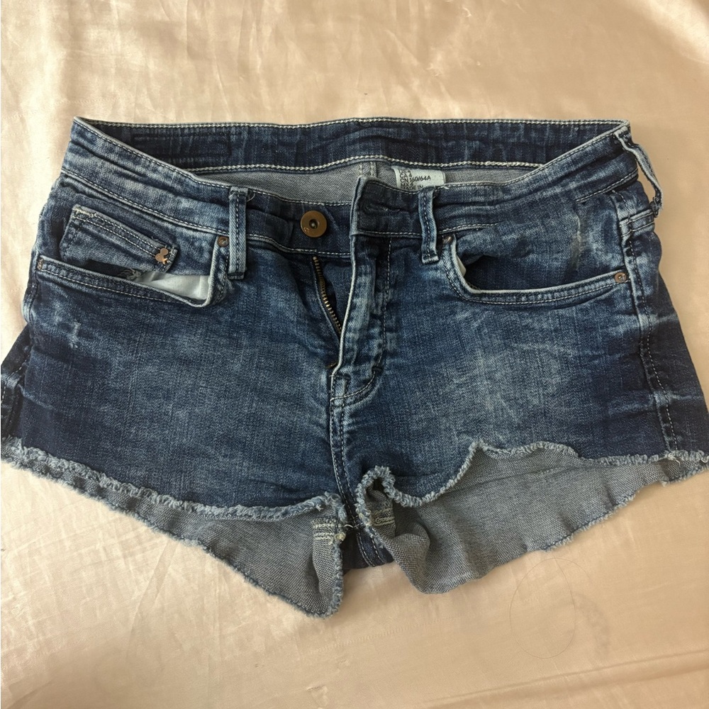 H&M Blue Jean Shorts Casual Cut-Off Style